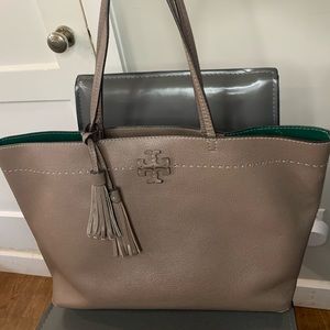 Tory Burch McGraw Tote (Brown)